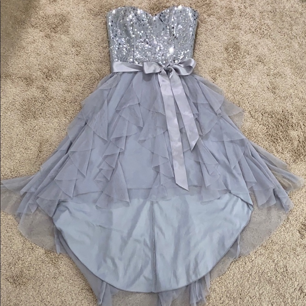 Size 5 Silver Strapless Dress